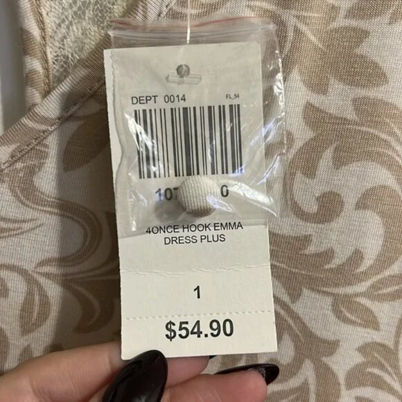 Hot Topic/Disney Once Upon A Time Emma & Hook Relationship Dress - Picture 9 of 10